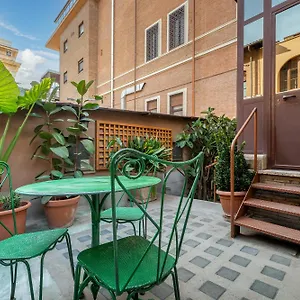 https://apt-flaminio-charme.it-romehotels.com
